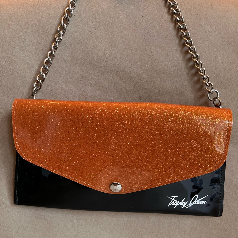 Vintage Trophy Queen Clutch/shoulder /crossbody.